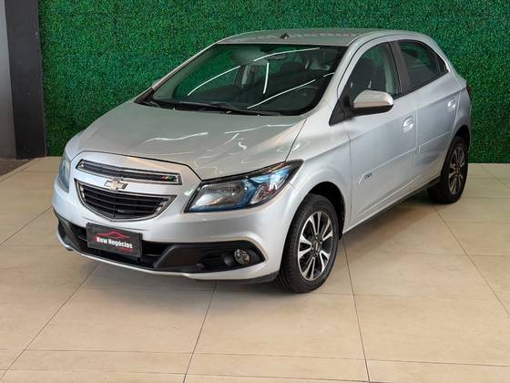CHEVROLET ONIX 1.4 MPFI LTZ 8V FLEX 4P MANUAL CHEVROLET ONIX 1.4 MPFI LTZ 8V FLEX 4P MANUAL